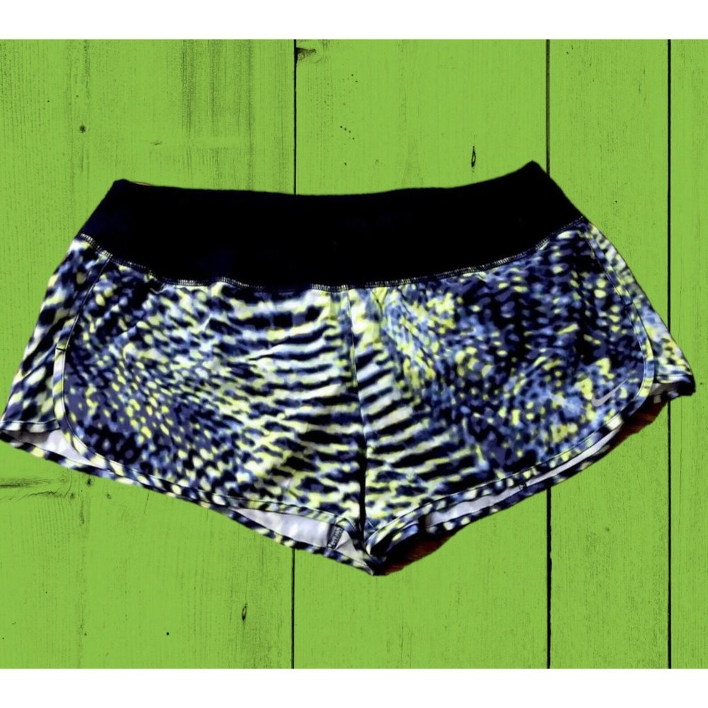 NIKE-Tye-Dyed SZ: L/Large Running Athletic Shorts Zip-Pocket Woman’s -EUC